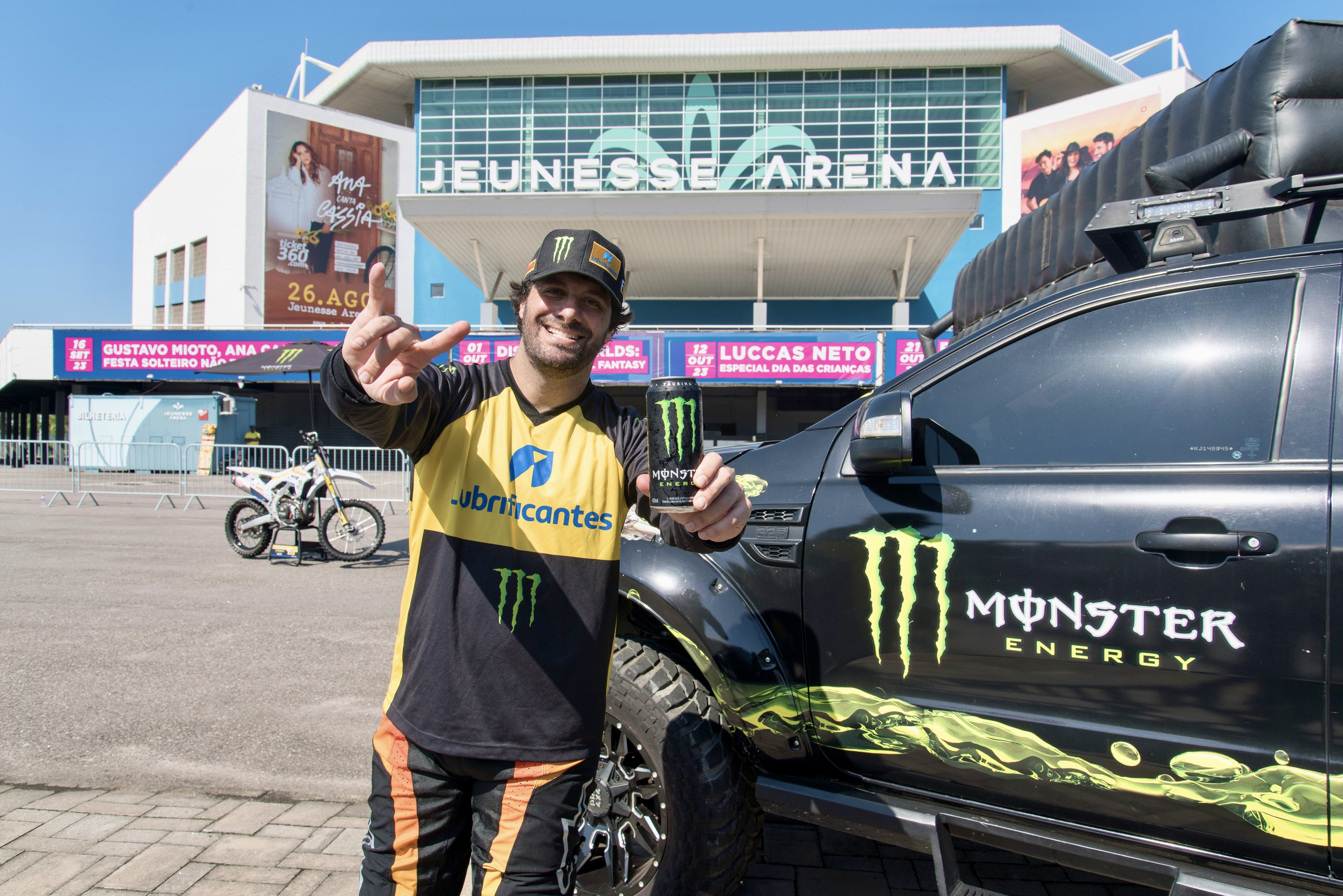 Com ativações da Monster, Rio Freestyle Motocross lança edição 2023 com show de manobras