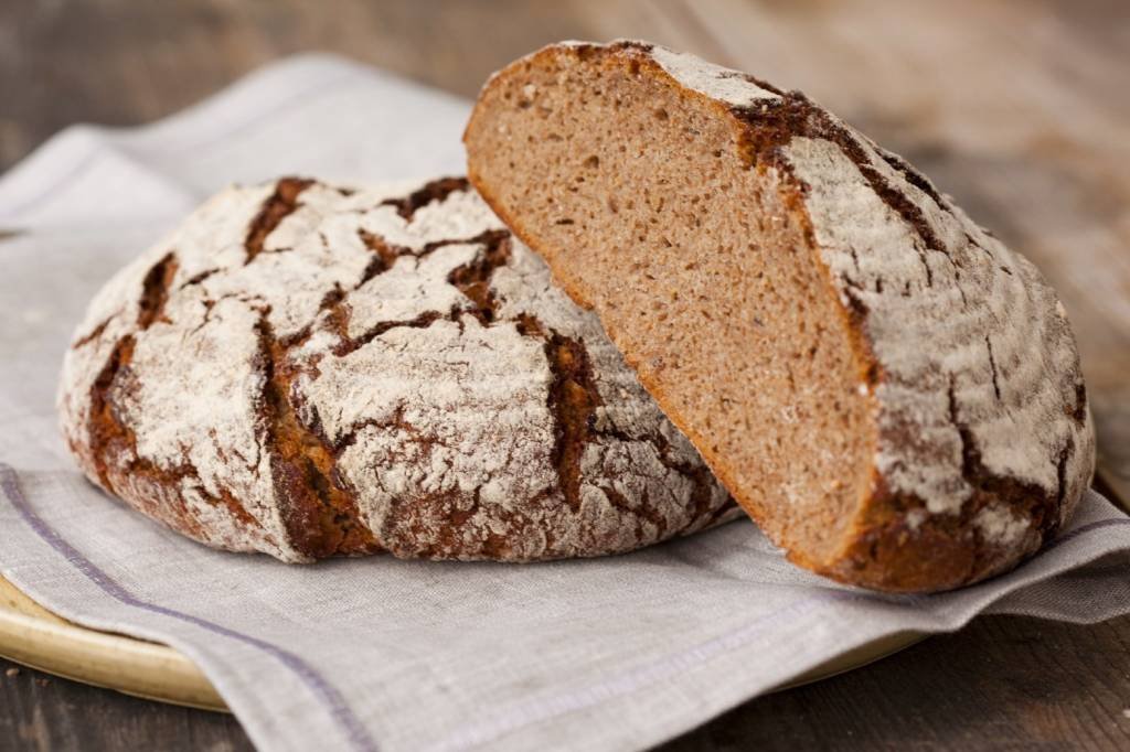 Café da manhã: conheça 3 receitas de pães caseiros que vão te surprender