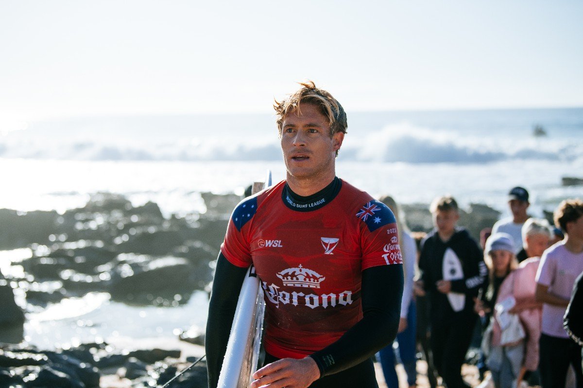 Número 2 do surfe, Ethan Ewing fratura vértebras e pode ficar fora do WSL Finals