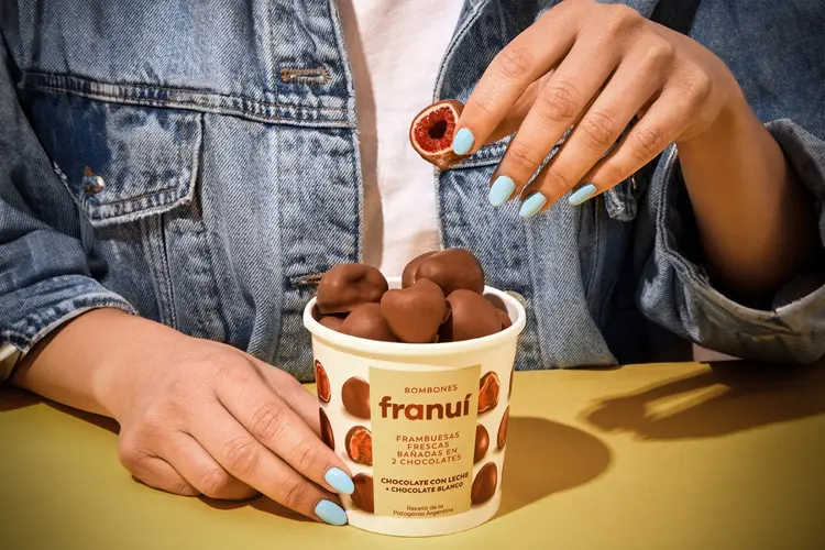 Franui: doce argentino de framboesa com chocolate faz sucesso nas redes sociais (Franui/Divulgação)