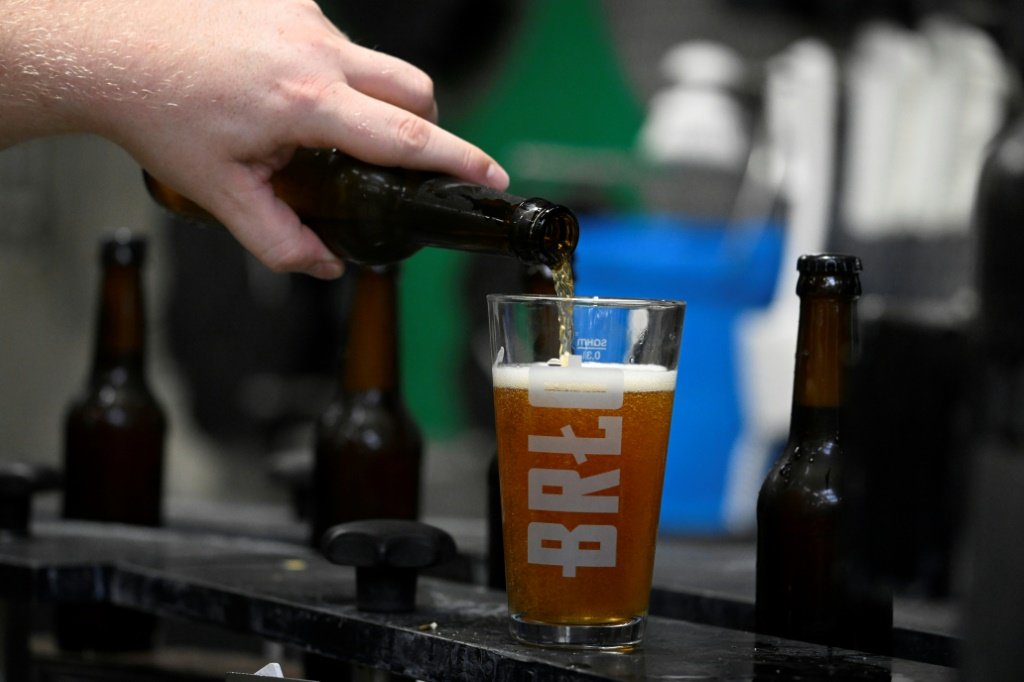 A cerveja BRLO de Berlim lançou em 2017 a 'Naked', uma cerveja sem álcool. (AFP/AFP)
