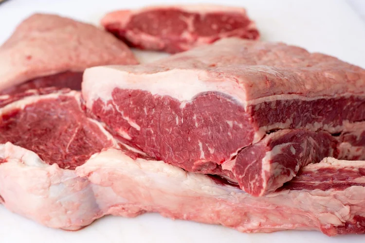 Carne bovina: Brasil prepara abertura de mercado no Japão, Turquia, Coréia do Sul e Vietnã, que representam 30% do consumo global da proteína (Wenderson Araujo/Trilux/Sistema Senar-CNA/Divulgação)
