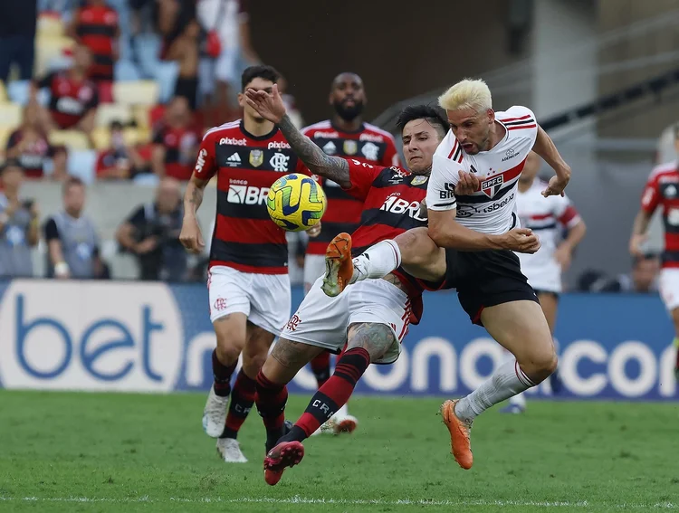 No primeiro jogo do domingo passado, o Tricolor superou os mais de 60 mil no Maracanã e levou a melhor na partida (Rubens Chiri / saopaulofc.net/Flickr)