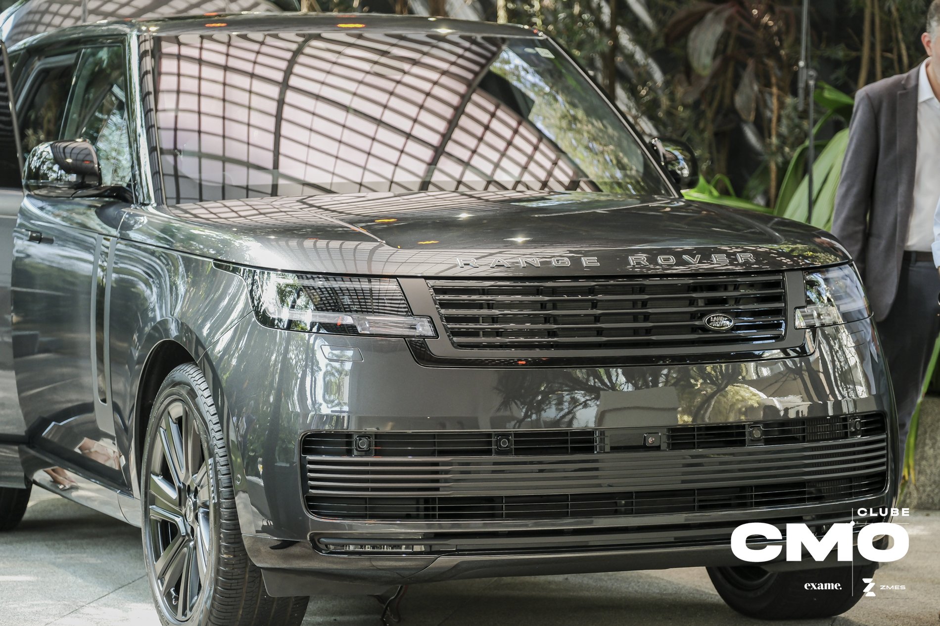 Carro exposto na Range Rover House.