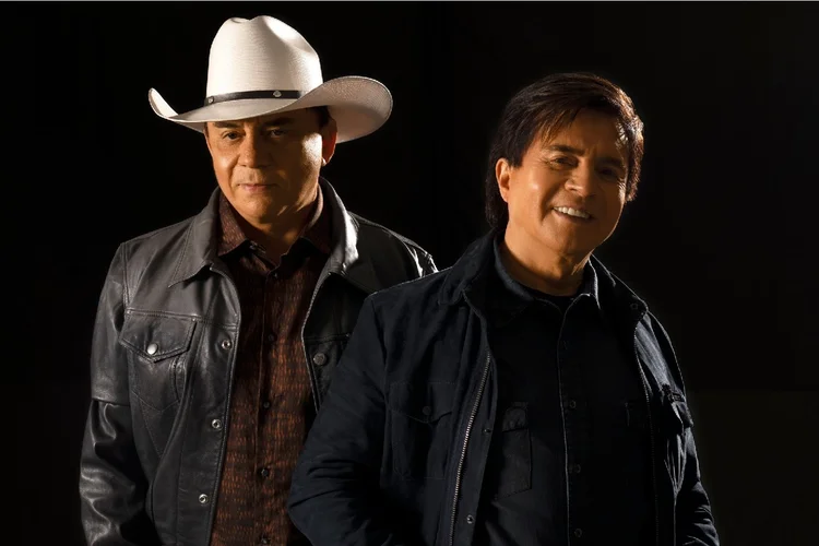 Chitãozinho & Xororó são homenageados na 32ª edição do Prêmio da Música Brasileira, celebrando a influência do sertanejo na cultura nacional (Redes Sociais/Reprodução)