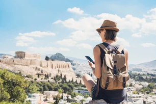 Imagem referente à matéria: Descubra quanto juntar por mês para fazer uma viagem internacional daqui a dois anos