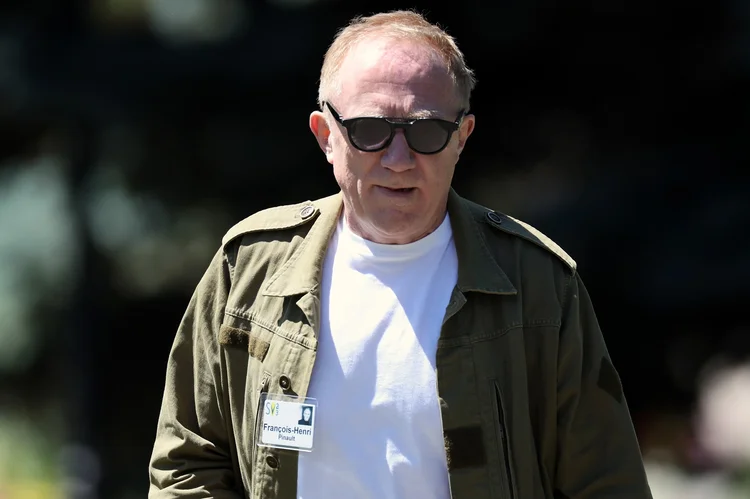 SUN VALLEY, IDAHO - JULY 12: French businessman Francois-Henri Pinault walks to lunch at the Allen &amp; Company Sun Valley Conference on July 12, 2023 in Sun Valley, Idaho. Every July, some of the world's most wealthy and powerful figures from the media, finance, technology and political spheres converge at the Sun Valley Resort for the exclusive weeklong conference. (Photo by Kevin Dietsch/Getty Images) (Kevin Dietsch/Getty Images)