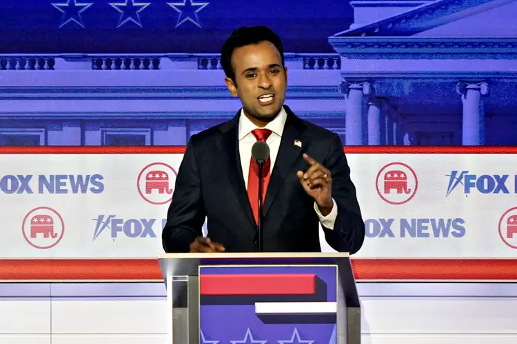 Vivek Ramaswamy, durante o primeiro debate dos candidatos republicanos à Presidência, em 23 de agosto (Al Drago/Getty Images)