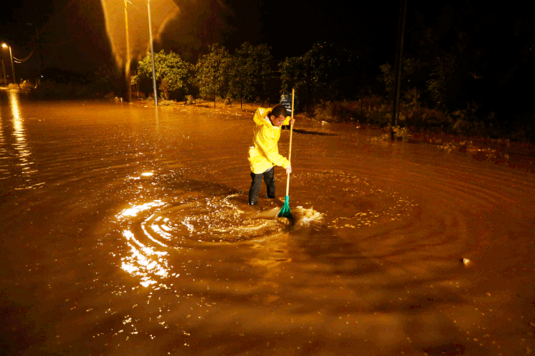 Líbia: rompimento de duas barragens agravou a tragédia. (Ashraf Amra/Anadolu Agency/Getty Images)