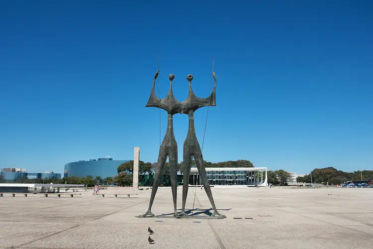 [UNVERIFIED CONTENT] Os Candangos.
Procuradoria Geral da República,mais uma obra de Oscar Niemeyer.
Supremo Tribunal Federal.
Square of the Three Powers (Getty/Getty Images)