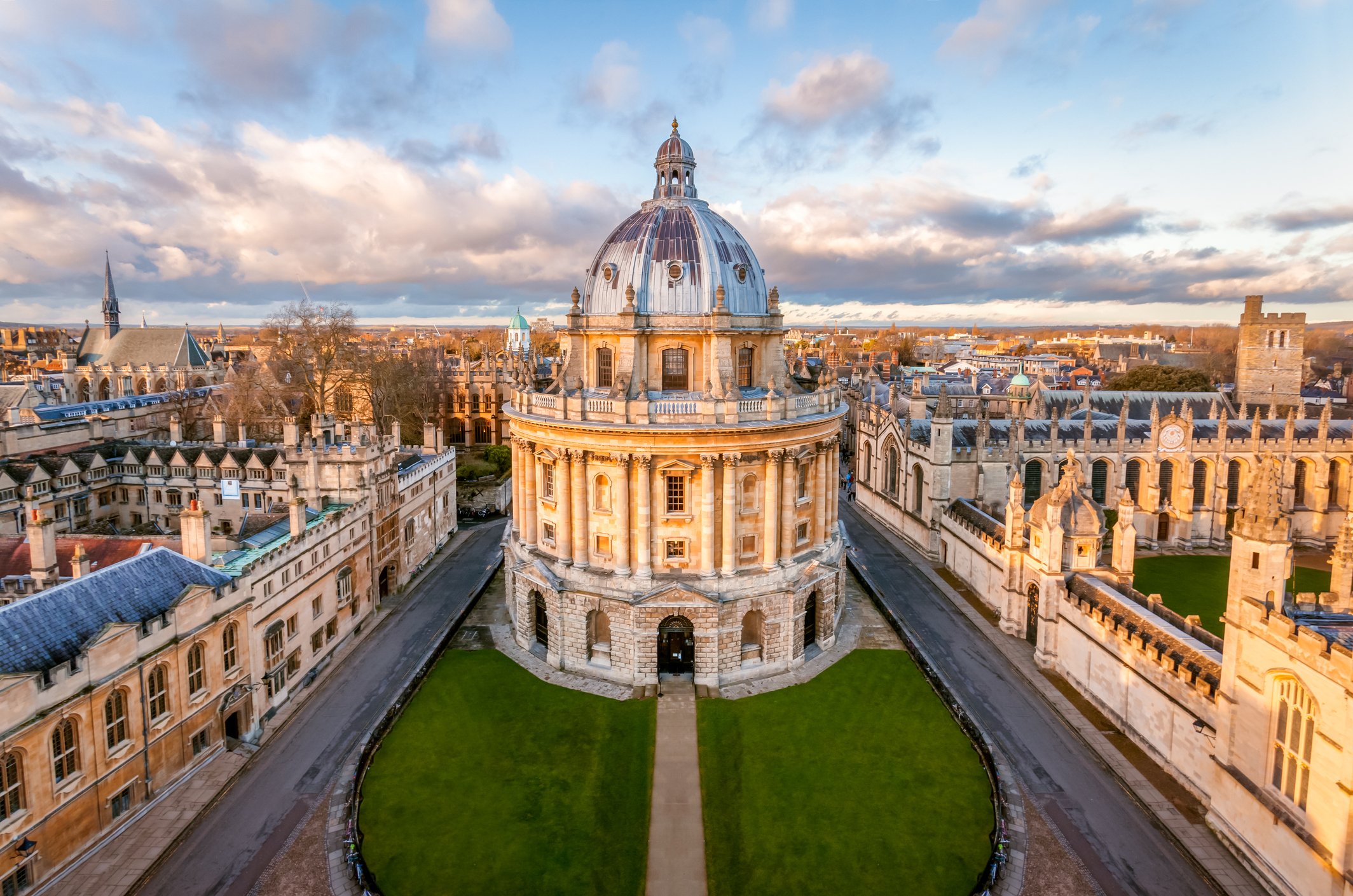 Após a vacina, a aula: Universidade de Oxford abrirá centro no Rio para cursos na área da saúde