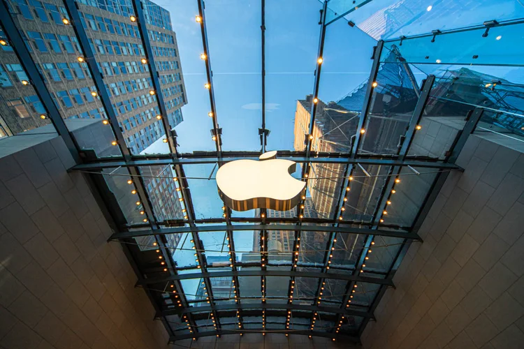 Ações da empresa caíram 4,1% na quinta-feira; Apple também enfrenta investigações na Europa (Leandro Fonseca/Exame)