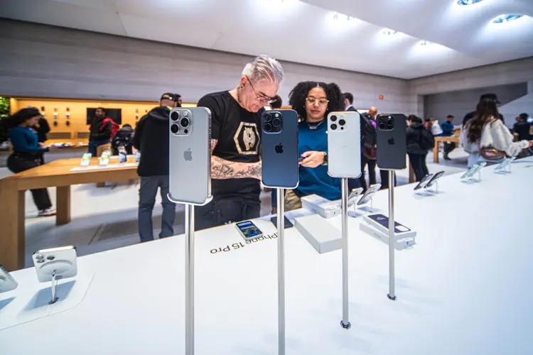 Loja da Apple, em Nova York, nos EUA: novo iPhone pode repetir receita dos anteriores  (Leandro Fonseca/Exame)