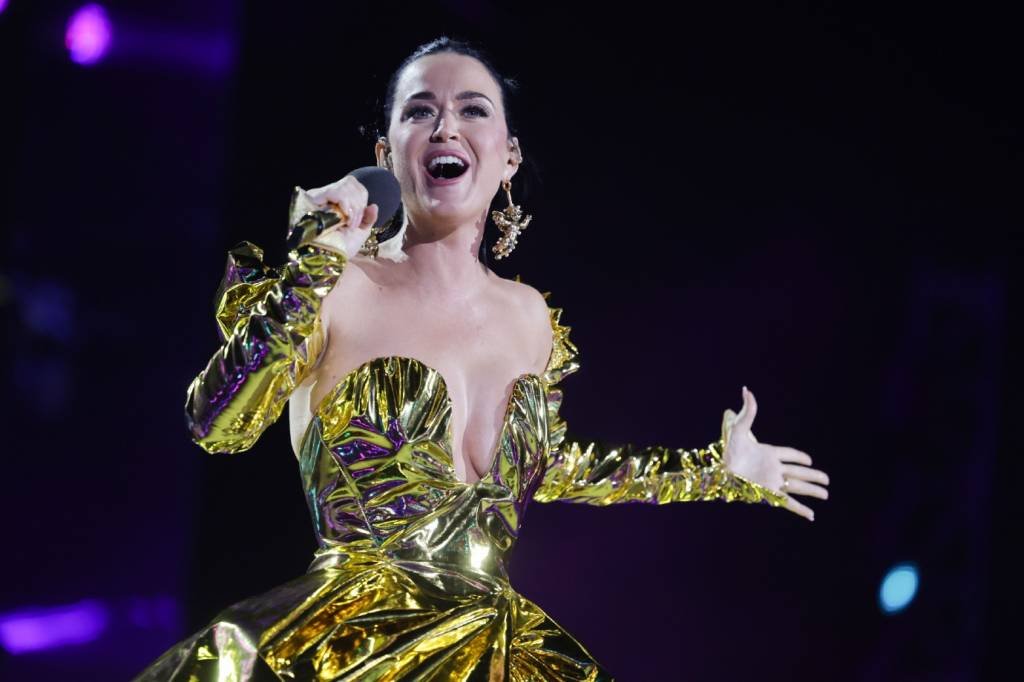 Katy Perry vende os direitos de suas músicas por mais de R$ 1 bilhão, diz revista