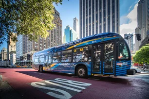 Imagem referente à matéria: Passageiros de ônibus em SP devem gastar R$ 7,4 bilhões com turismo, streaming e compras online