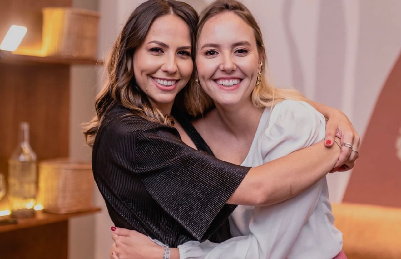 Maria Cecília Bere e Thais Bere, do Grupo Fala