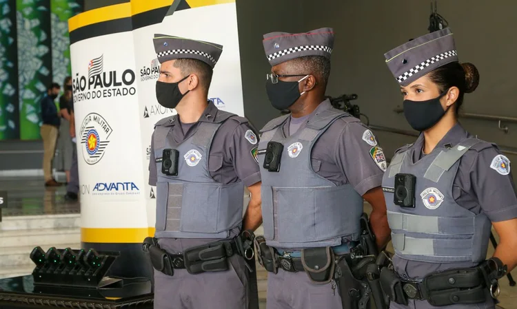 Câmera: obrigatoriedade do uso por todos os policiais que participam da operação geraria um custo muito alto, concluiu o presidente do TJ-SP (Divulgação/ Governo do Estado de São Paulo/Site Exame)