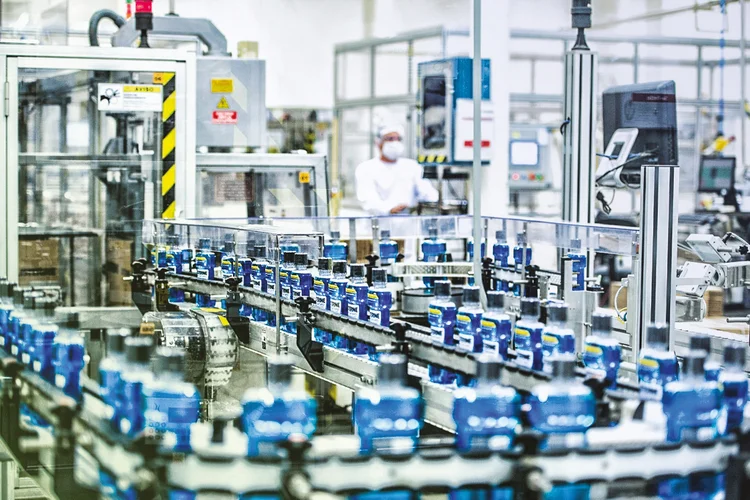 Kenvue: sete de dez casas brasileiras têm produtos da empresa (Divulgação/Divulgação)