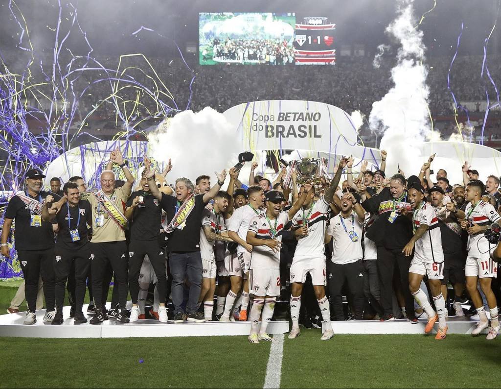 O Cruzeiro segue como único a vencer a Copa do Brasil por duas vezes seguidas (São Paulo/redes sociais/reprodução)