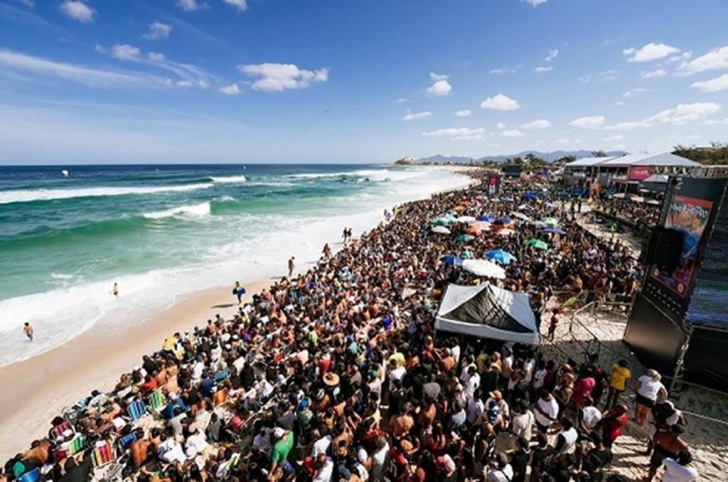Além da grande final da competição, estão programadas diversas atrações para o público local e fãs de surfe no Corona Saquarema Pro 2023 (WSL/Daniel Smorigo/Reprodução)