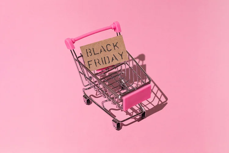 Black Friday: evento pode ser tornar um pesadelo para as empresas que não se preparam adequadamente para a data (DBenitostock/Getty Images)