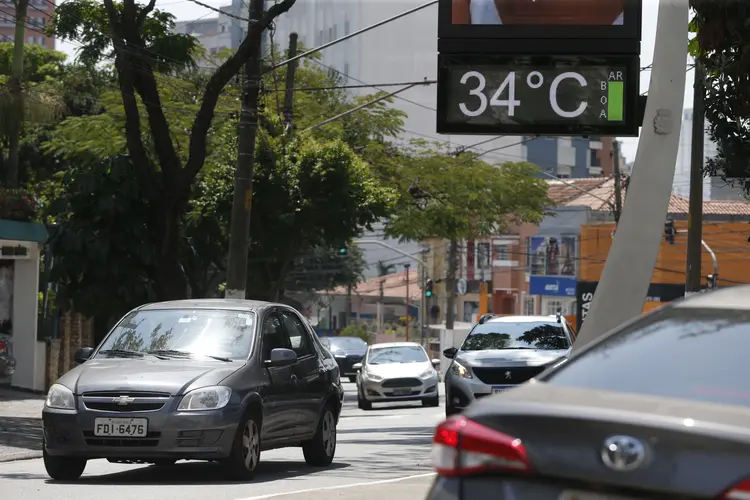 Calor em São Paulo: termômetro perto do Parque da Aclimação (Paulo Pinto/Agência Brasil)
