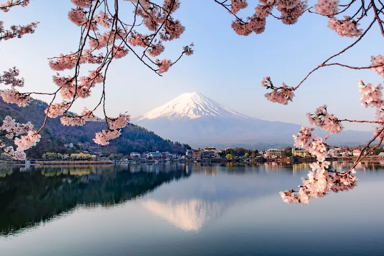 Monte Fuji: um dos pontos mais icônicos do Japão. (DoctorEgg/Getty Images)