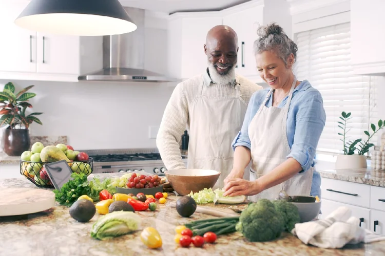 Receitas Light: pratos deste estilo podem encantar amigos e familiares (AlexanderFord/Getty Images)