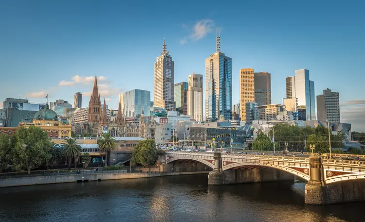 Melbourne, Austrália: cidade tem infraestrutura convidativa aos pedestres. (Boy_Anupong/Getty Images)