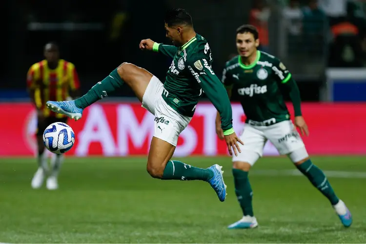 Palmeiras arrecadou US$ 9.75 milhões (Ricardo Moreira/Getty Images)