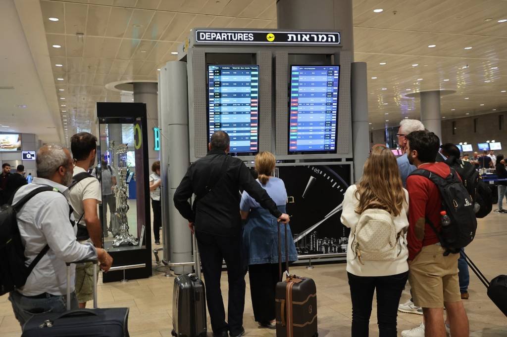 Guerra: Avião da FAB para repatriar brasileiros pousa em Israel; entenda como será a repatriação