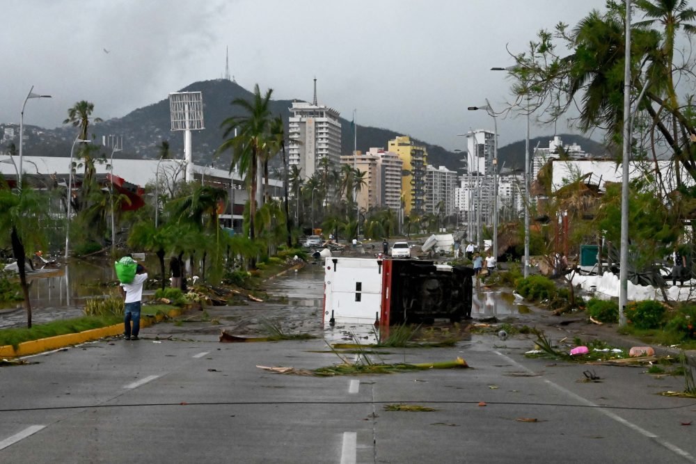 Furacão Otis deixa pelo menos 27 mortos em Acapulco