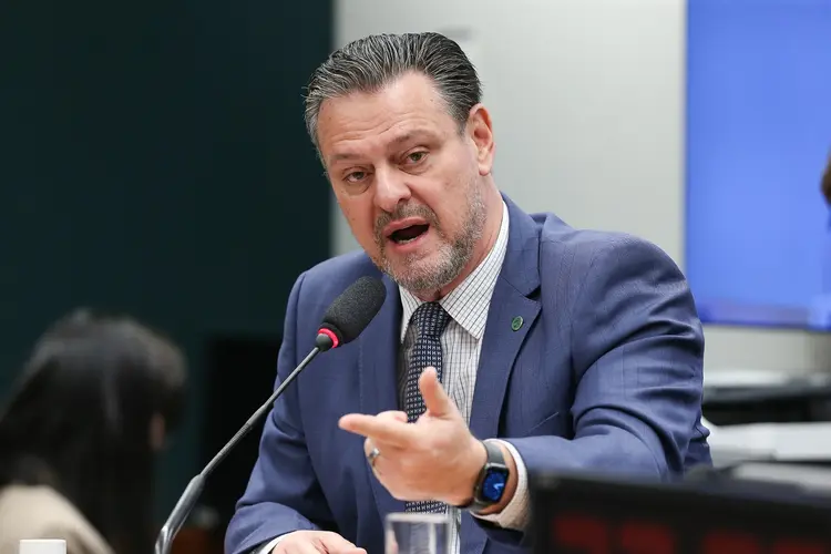 ministro não detalhou qual será o trâmite do decreto após o despacho pela pasta (Lula Marques/Agência Brasil)