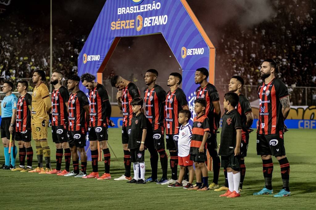 Ademicon e Vitória: clube fecha patrocinador para consórcio de veículos de até R$ 400 mil