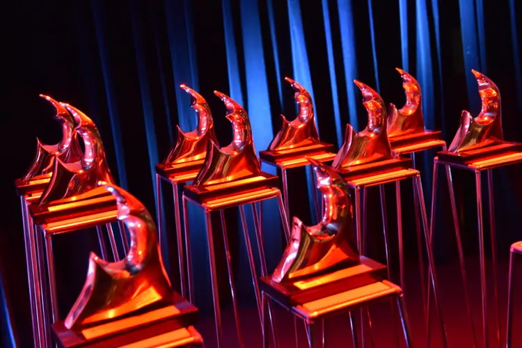 Troféus que serão distribuídos na premiação