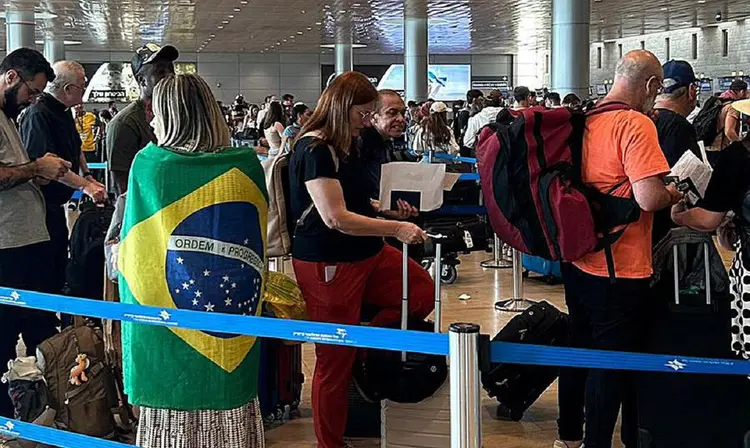 Do total, 107 desembarcaram em Brasília e 104 seguiram para o Rio de Janeiro em outros dois aviões da FAB (Ministério das Relações Exteriores/Agência Brasil)