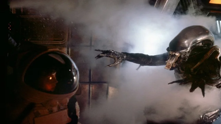 A EXAME POP preparou uma lista com os cinco longas de terror mais bem-avaliados pelo portal IMDb (Alien: O Oitavo Passageiro/Divulgação)
