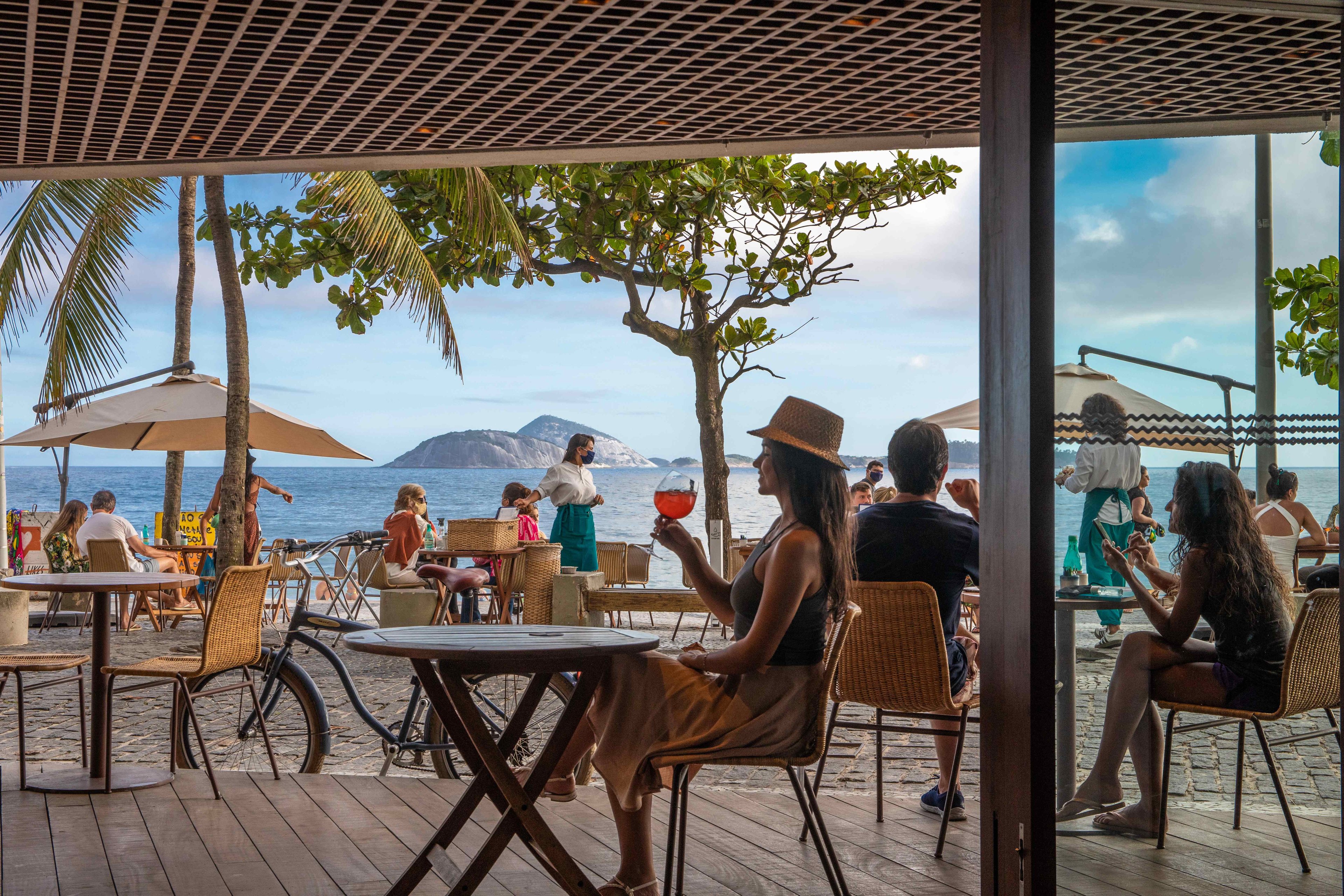 Café da manhã na rua vira moda no Rio de Janeiro; veja opções para curtir o começo do dia