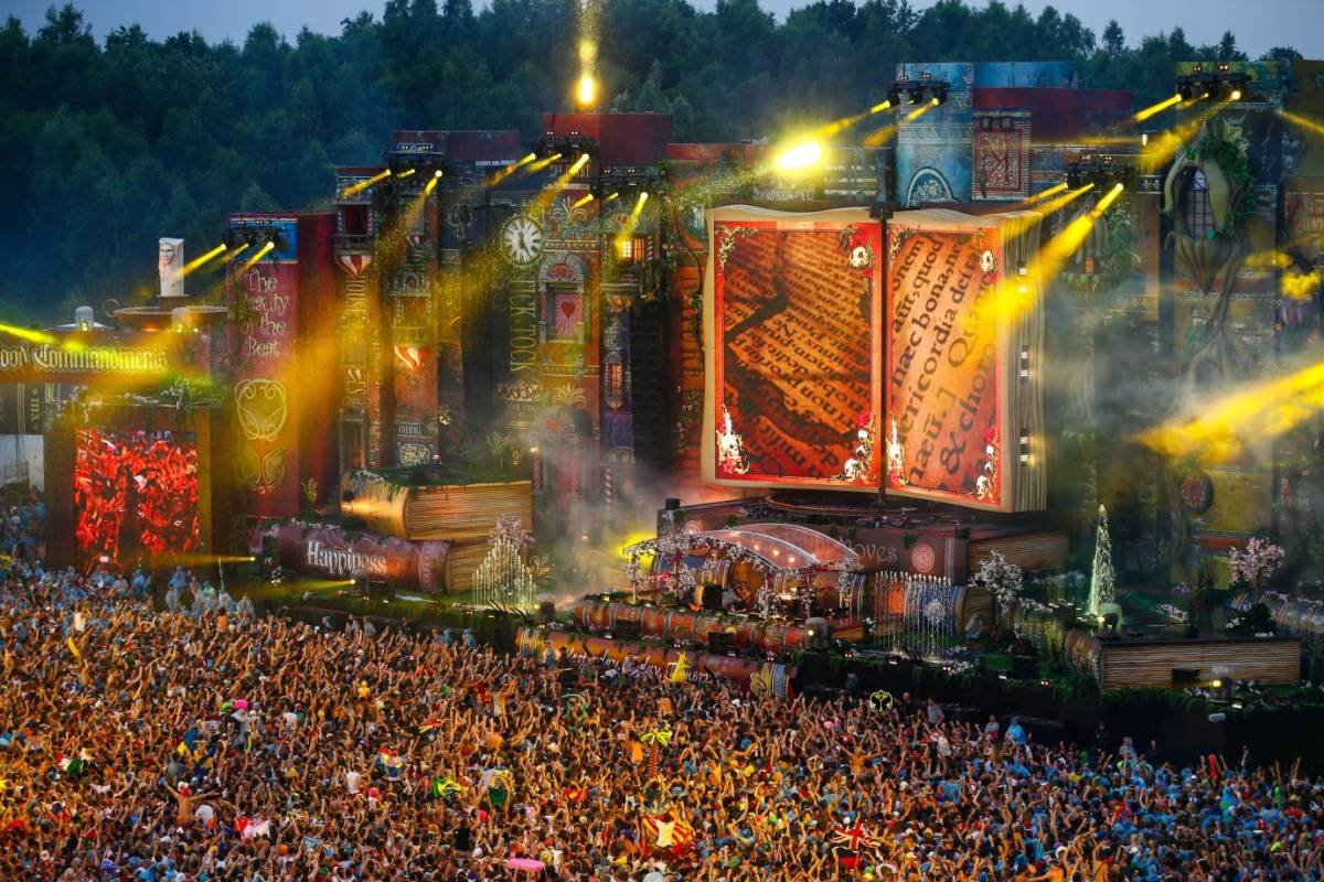 Tomorrowland Today 2023  Brasil 2023 by Tomorrowland - Issuu