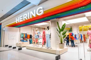 Hering cria museu virtual com IA, metaverso e gamificação para celebrar história centenária