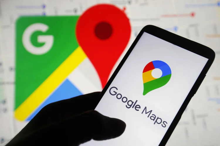 UKRAINE - 2023/02/21: In this photo illustration, the Google Maps logo is seen on a smartphone screen. (Photo Illustration by Pavlo Gonchar/SOPA Images/LightRocket via Getty Images) (Pavlo Gonchar/SOPA Images/LightRocket /Getty Images)