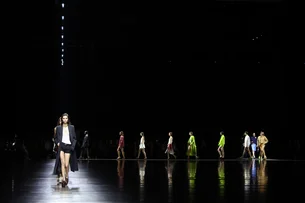 Vendas da Kering caem nos EUA: queda da Gucci impacta resultados no grupo