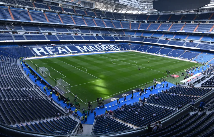 Santiago Bernabéu: considerado um templo do futebol, o local está passando por reformas desde 2019 e deve ficar, por fim, pronto no meio deste ano (Denis Doyle/Getty Images)