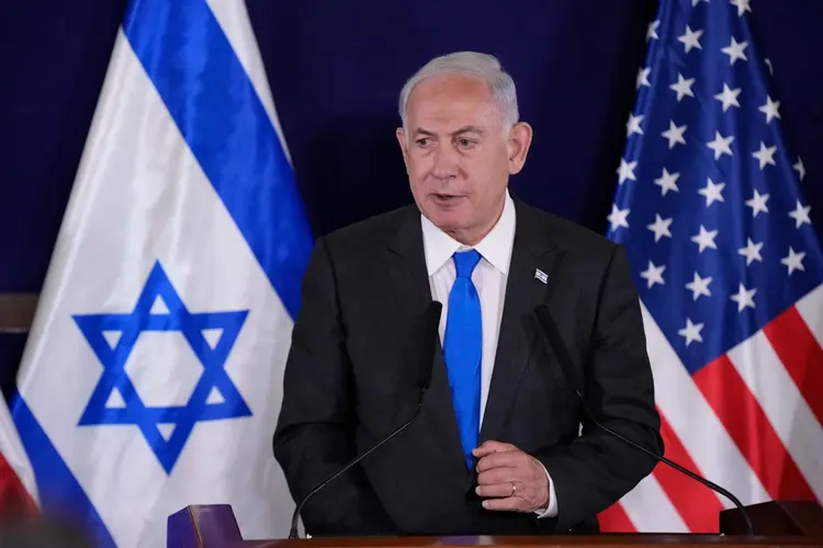 Benjamin Netanyahu criou o comitê logo após os atentados de 7 de outubro de 2023. (JACQUELYN MARTIN/POOL/AFP /Getty Images)