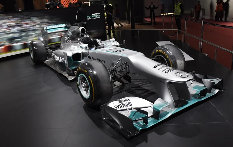 Nomeado de acordo com seu chassi, W04, o carro venceu o Grande Prêmio da Hungria com Hamilton ao volante em 2013 (Hindustan Times /Getty Images)