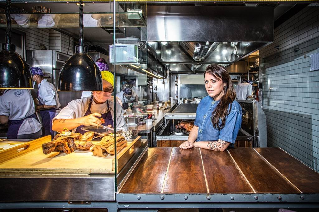 A chef Janaina Rueda: comida de excelência no centro de São Paulo (Leandro Fonseca/Exame)