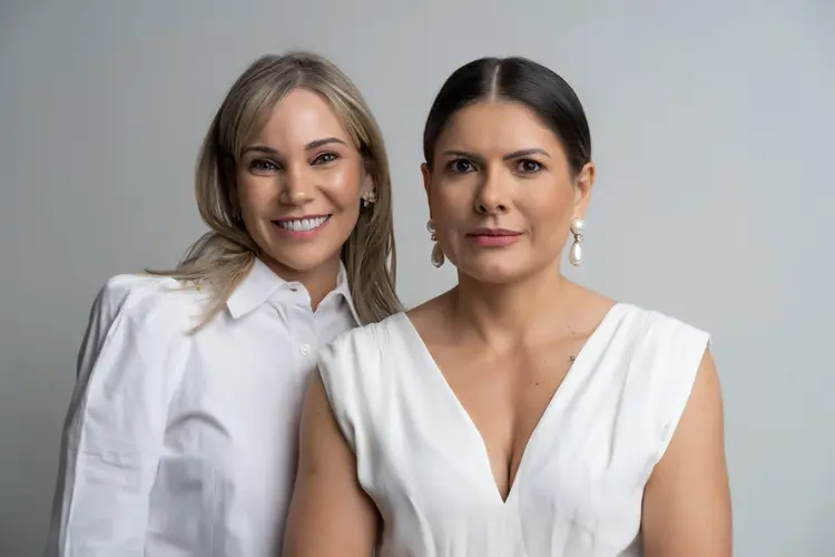 Michelle Wadhy e Márcia Queirós, fundadoras da Fast Escova (FastEscova/Divulgação)