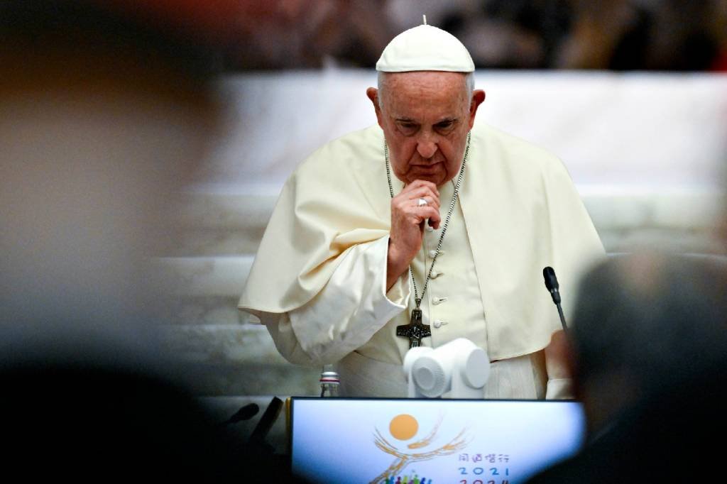 Papa Francisco sugere possível bênção a casais do mesmo sexo