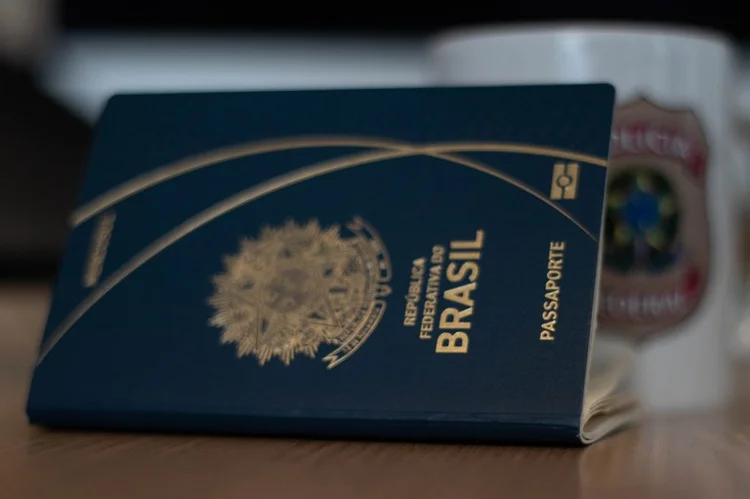 Passaporte brasileiro sobe no ranking dos mais poderosos em 2025