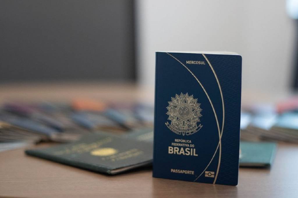 EUA registra recorde de mais de 1,1 milhão de vistos emitidos para brasileiros em 2023